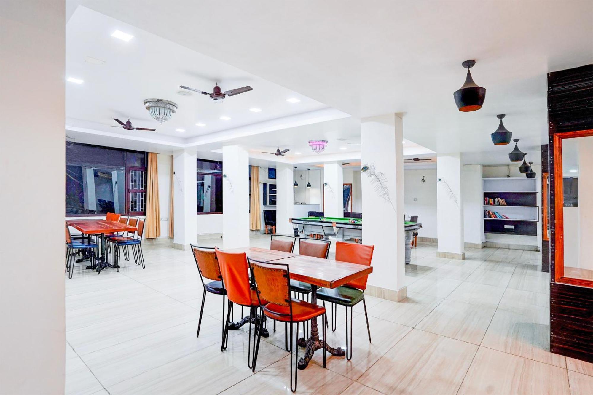 Super Townhouse Mall Road Near Library Chowk Mussoorie Zewnętrze zdjęcie